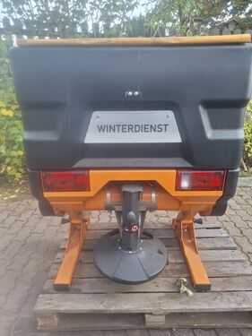 Kugelmann D 301 INOX Tellerstreuer mit hydr. Antrieb