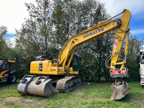 Komatsu PC210