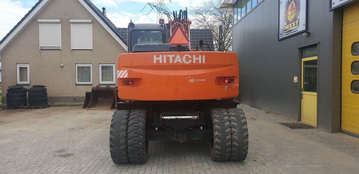 Fiat-Hitachi ZX130W 2
