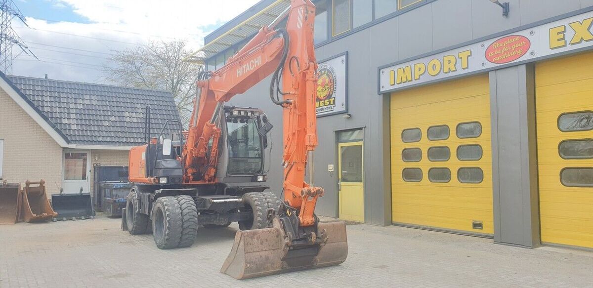 Fiat-Hitachi ZX130W 3
