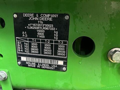 John Deere 6250R