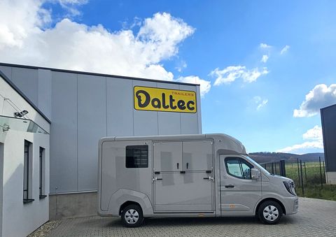 Renault Pferdetransporter STX