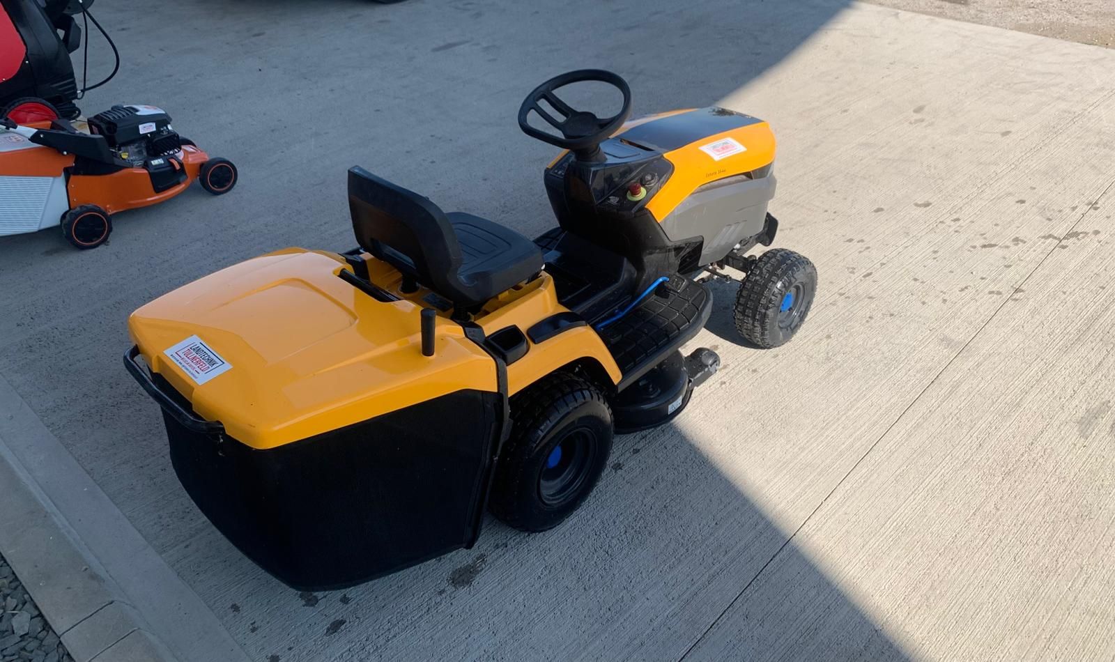 Stiga Estate 384 E 3