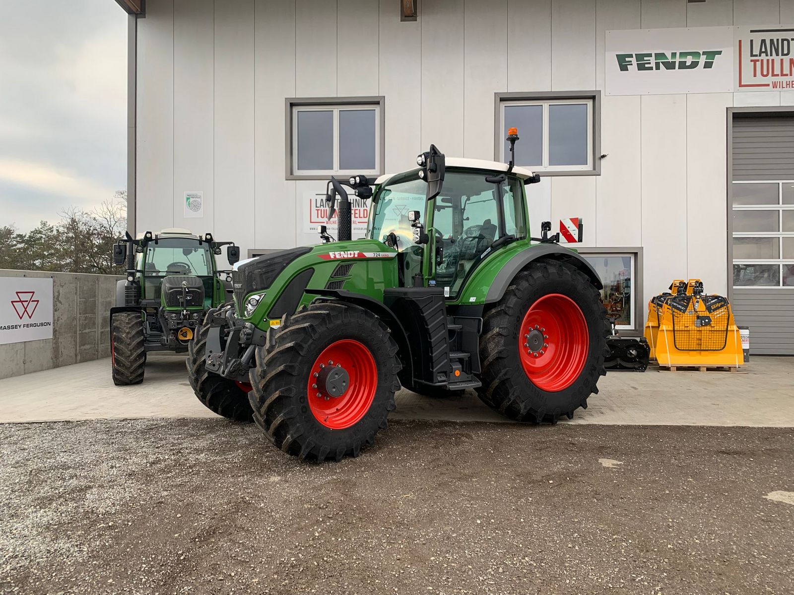 Fendt 724 Vario Profi+ 2