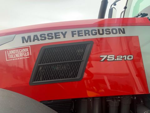 Massey Ferguson MF 7S.210 Dyna-VT Exclusive