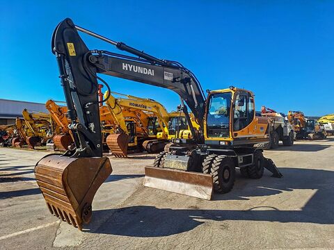 Hyundai R180W-9S