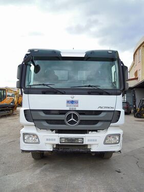 Mercedes-Benz ACTROS 4446