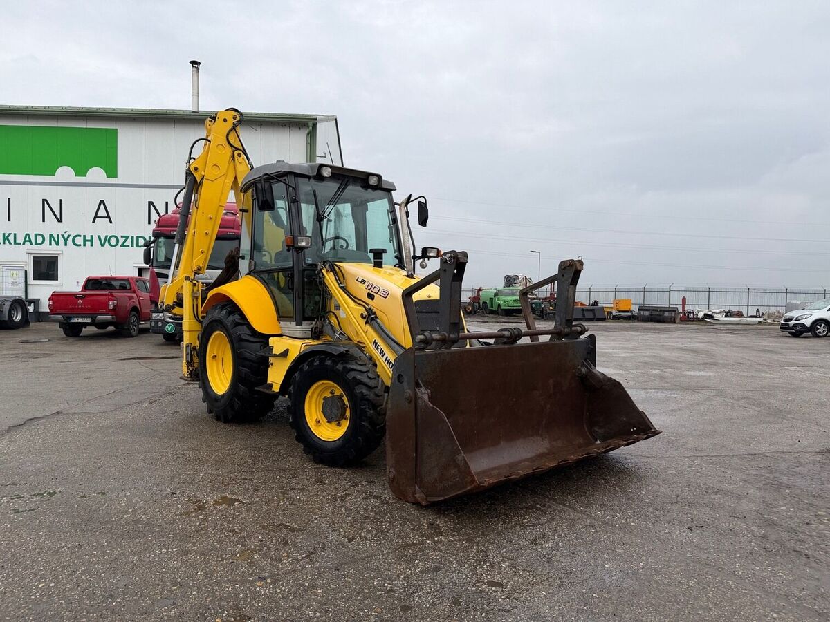 New Holland VIN 028 2