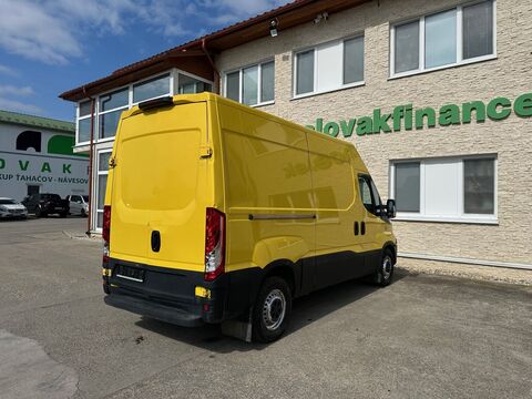 8380-1cec8a3eb37e11d930de526efd52bd45-5630920