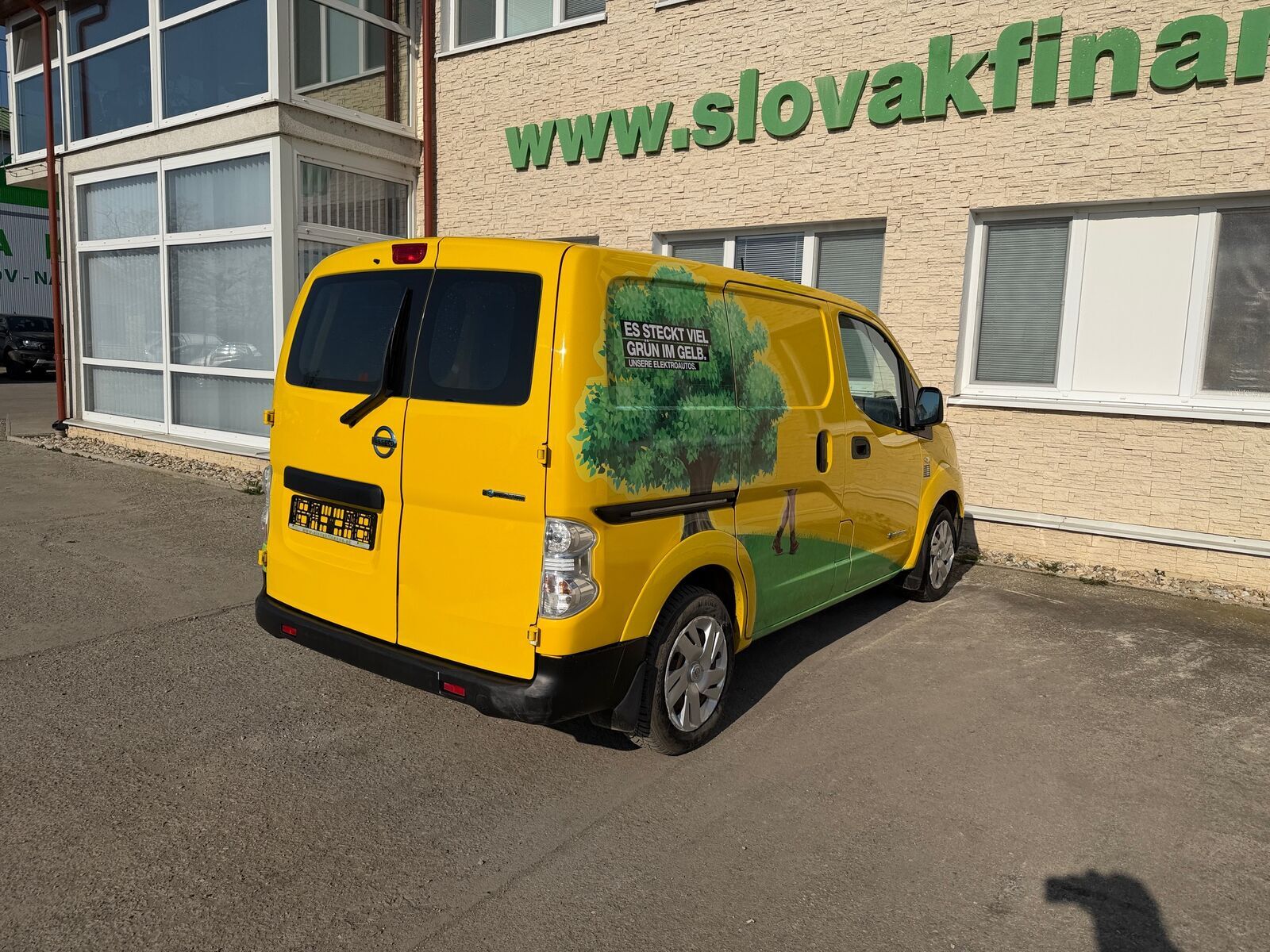 Nissan e-NV200 VIN 752 3