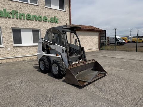 Sonstige 062 .6112 šmykom riadený čelný nakladač 4x4 VIN