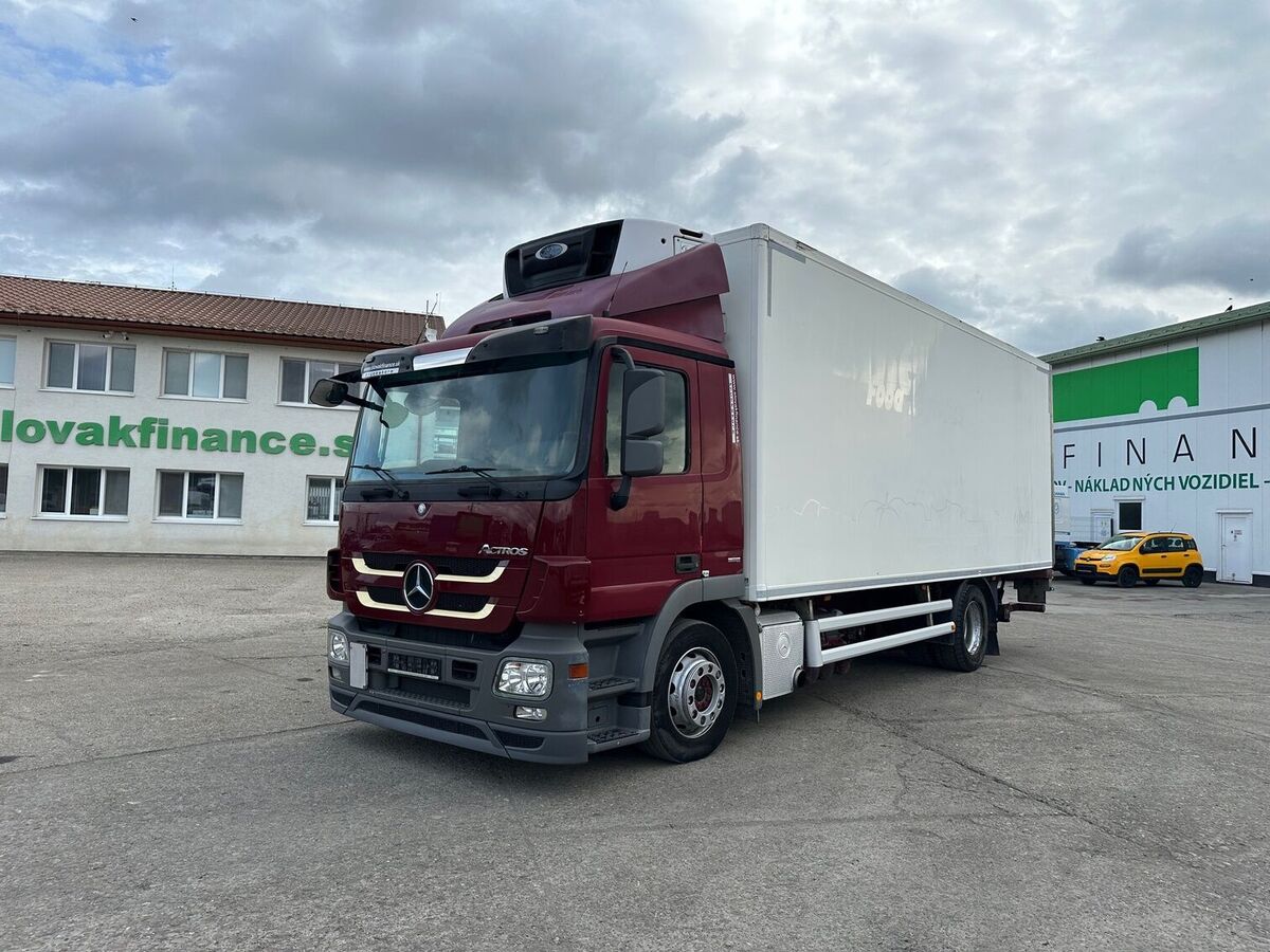 Mercedes ACTROS 1832 VIN 421 2