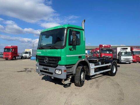 Mercedes-Benz ACTROS 1832