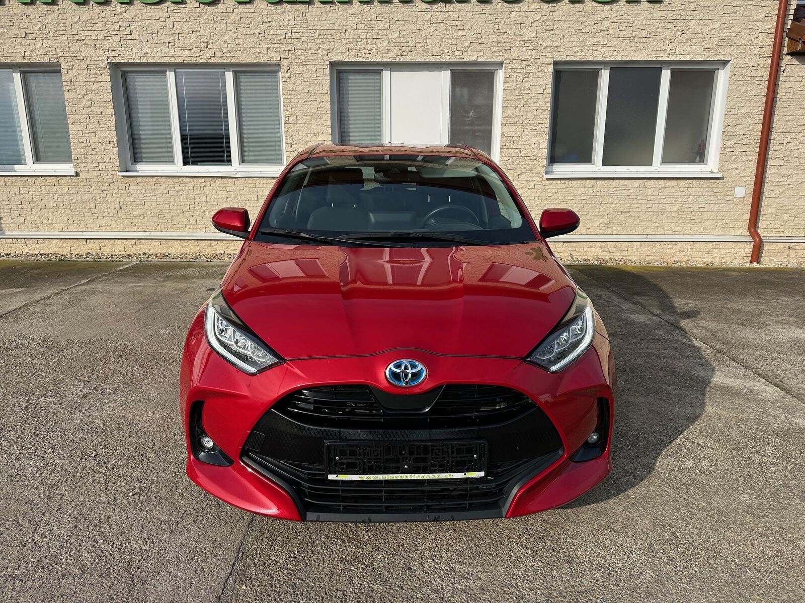 Toyota YARIS HYDRIB benzin + HEV VIN 533 3