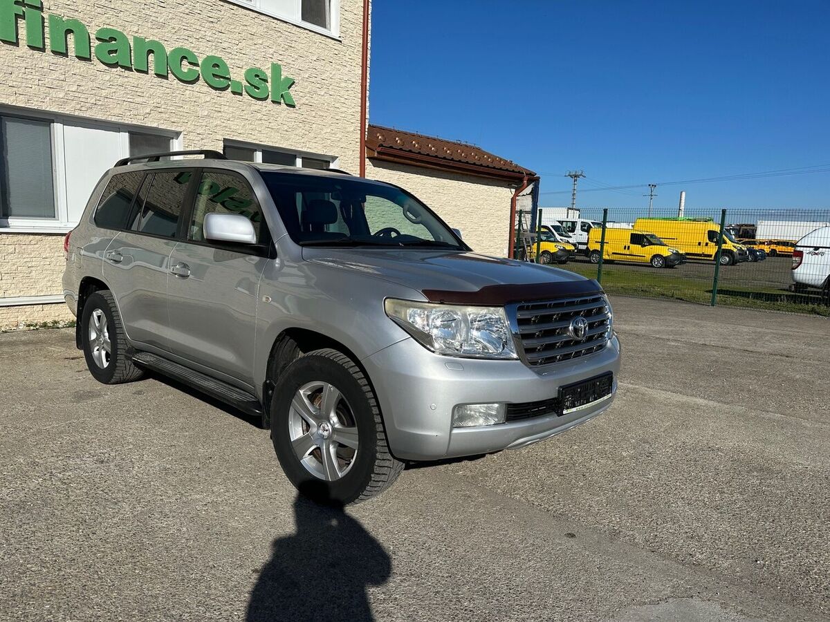 Toyota LAND CRUISER 4,5 200  VIN 788 2