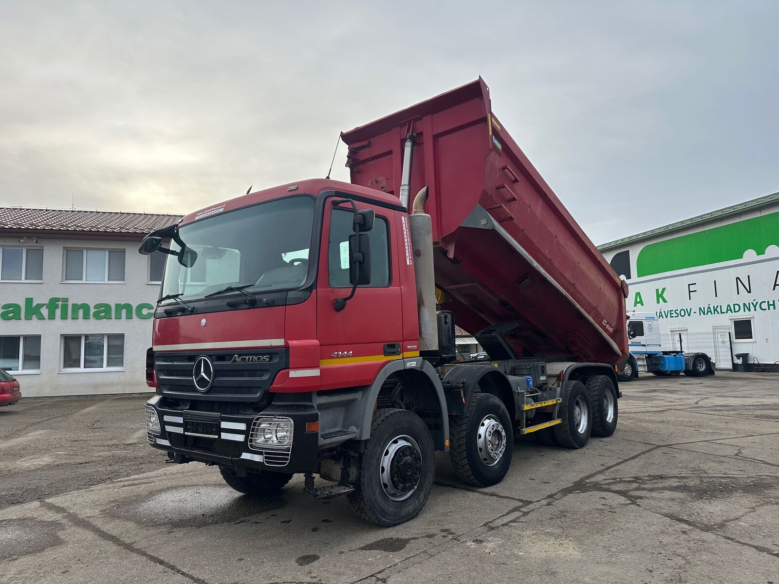 Mercedes 4144 K vin 399 2