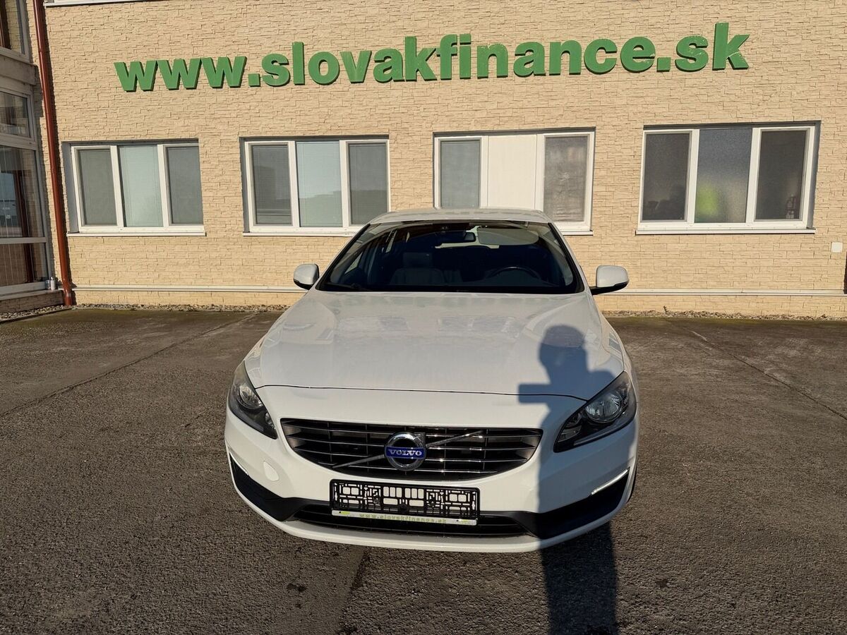 Volvo V60 1,6 diesel VIN 563 2