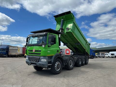 Tatra T 158 PHOENIX VIN 662