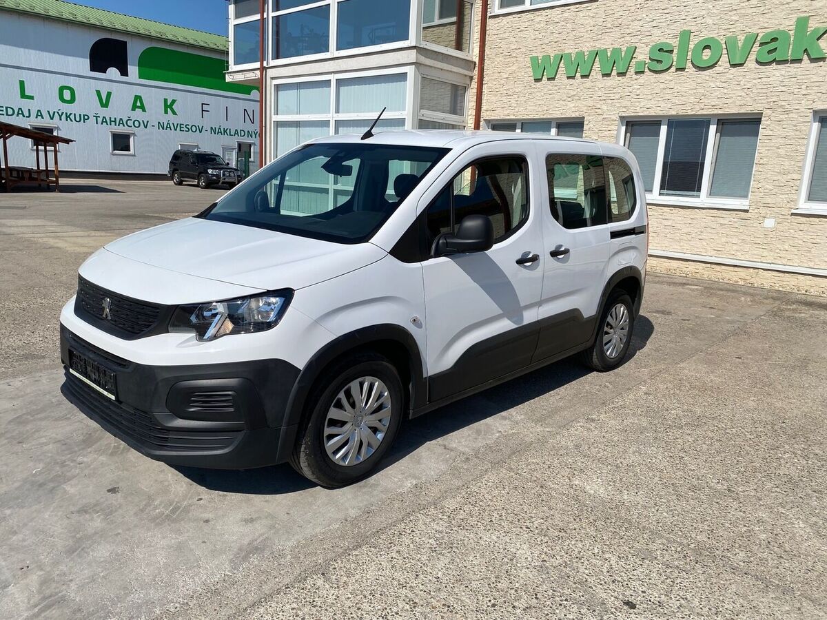 Peugeot RIFTER 1,2 PT 110 Active VIN 442 3