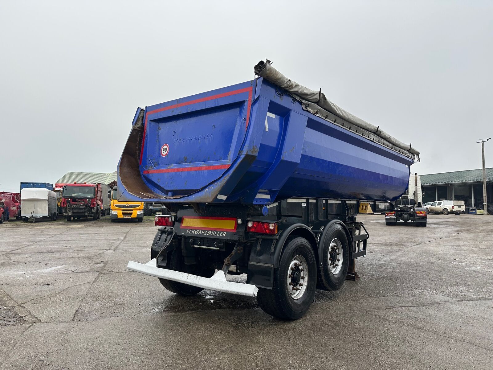 Schwarzmüller VIN 748 3