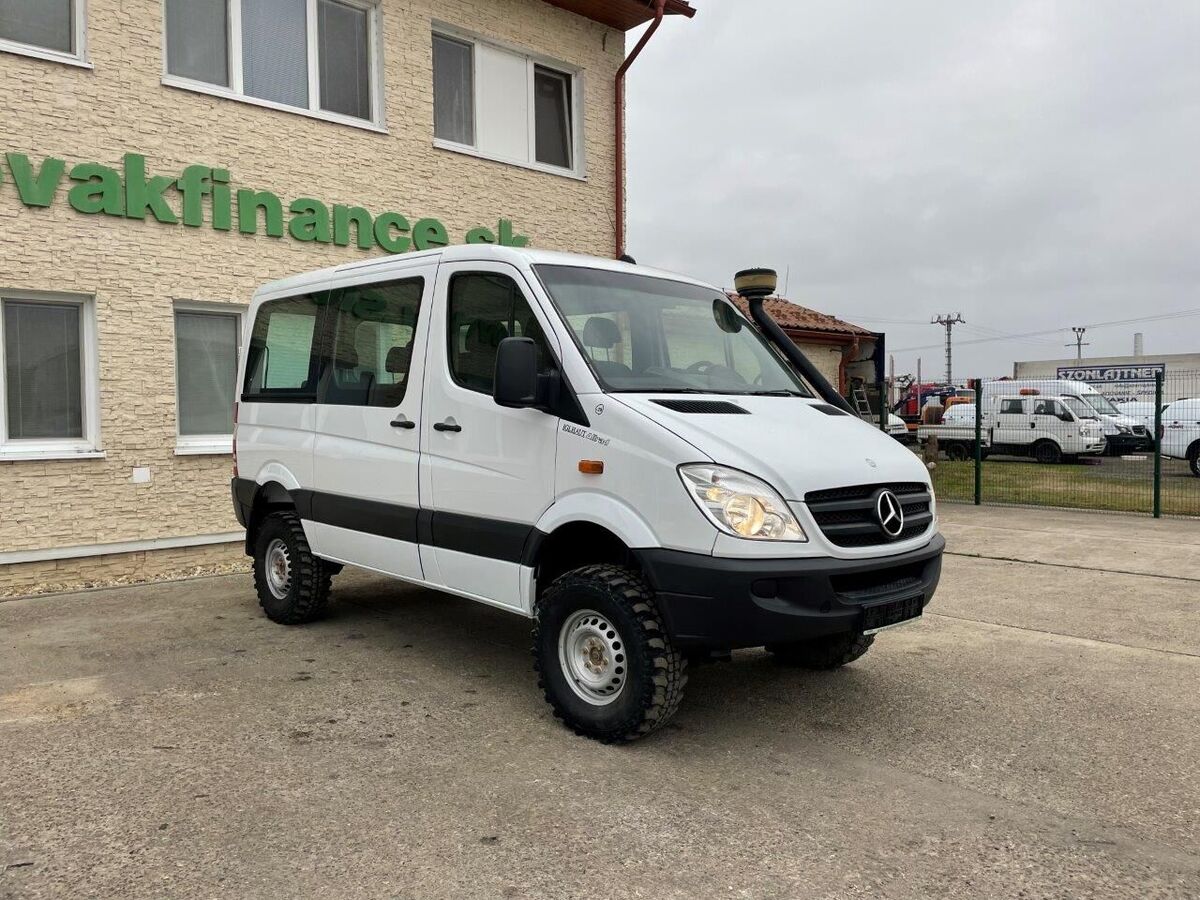 Mercedes Sprinter 313 CDI 4x4 9 miest na sedenie VIN 207 1
