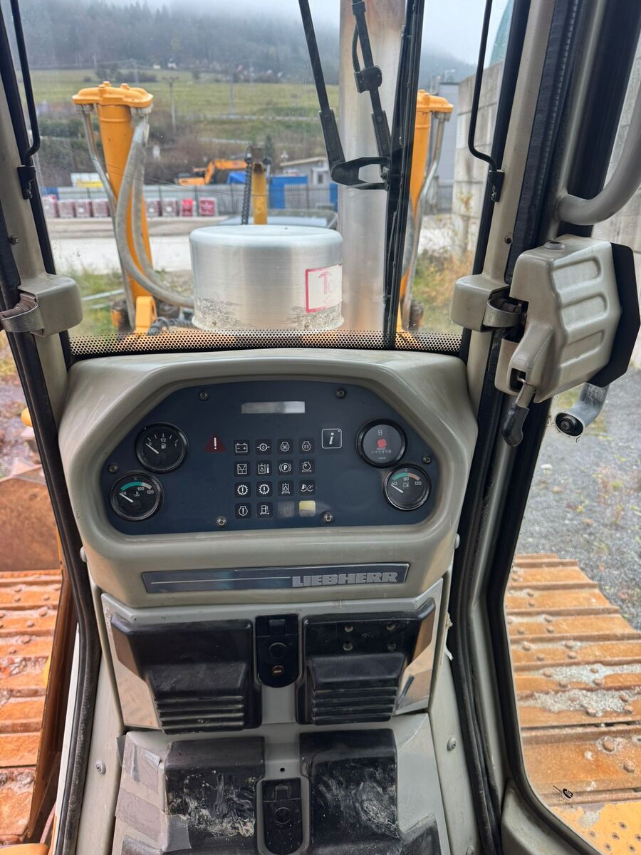 Liebherr PR 724 LGP Low Ground Pressure DOZER vin 464 3