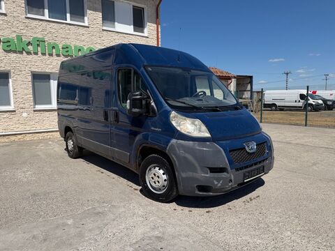 Peugeot BOXER 2,2 L2H2 diesel manual 3 seats VIN 041