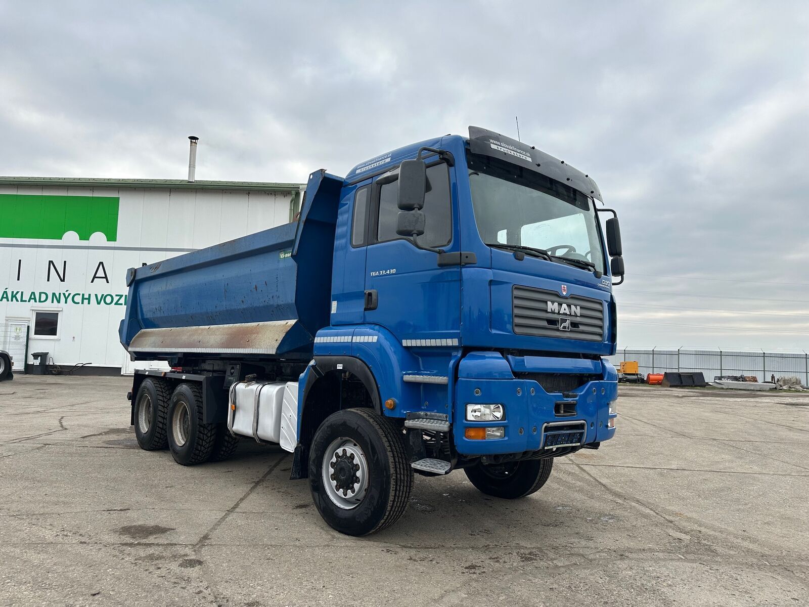 MAN TGA 33.430 6x6 16m3 jednostranný vyklápač VIN 26 2