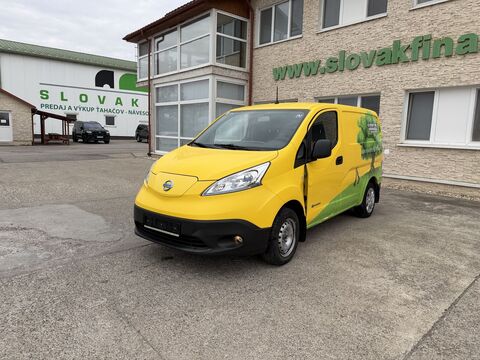 Nissan e-NV200 VIN 572