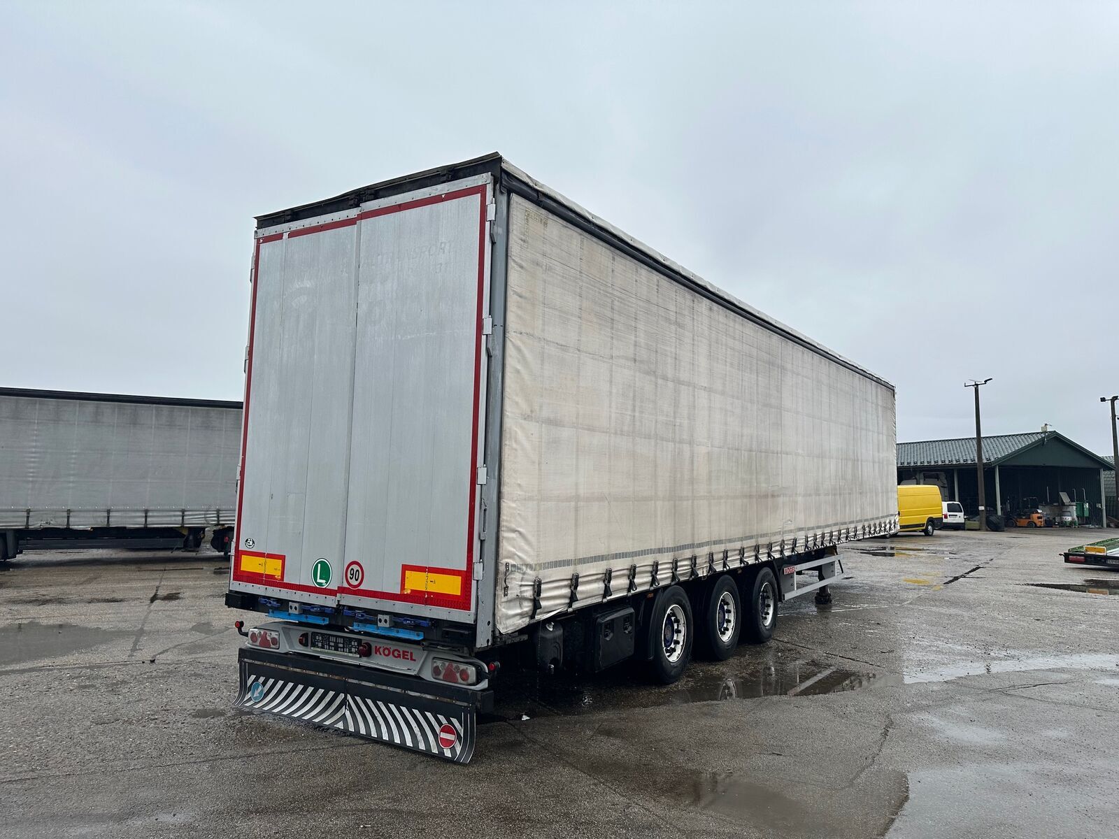 Kögel LOWDECK threesided strickling vin 501 1