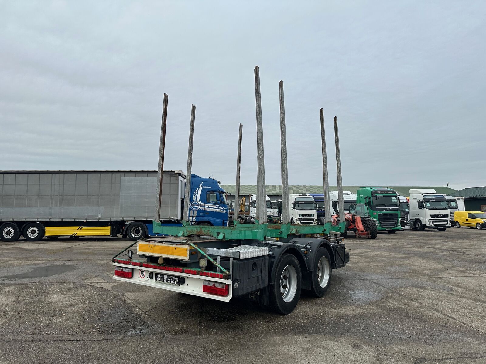 klanicový príves na prepravu dreva VIN 343 1