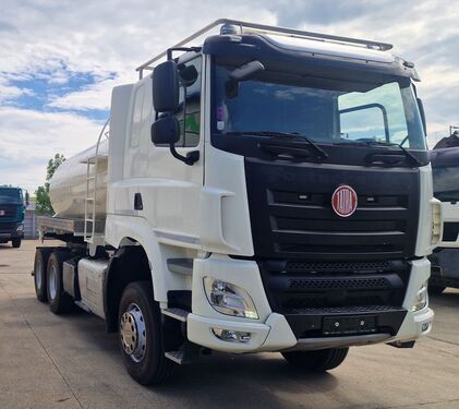 Tatra PHOENIX T158 VIN 520