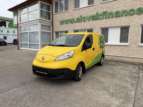 Nissan e-NV200  VIN 800