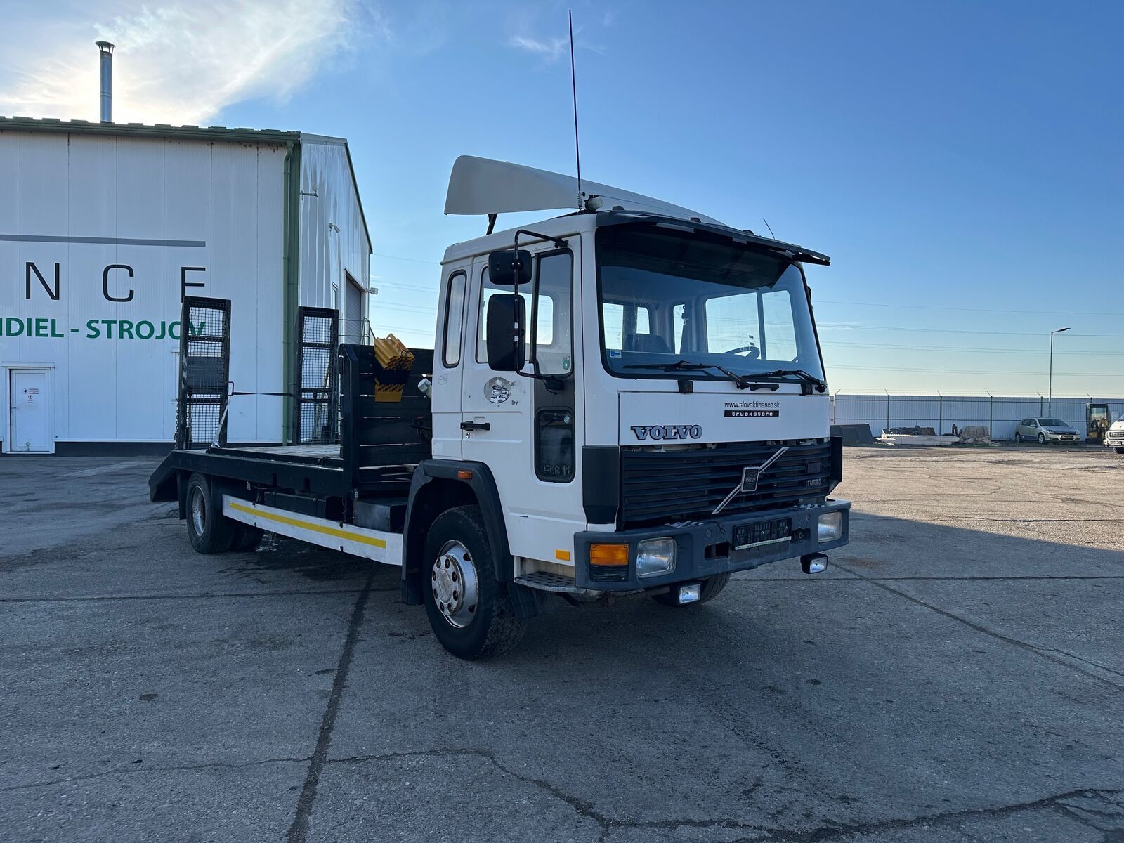 Volvo FL 611 TURBO odťahovka na prepravu vozidiel VIN  2