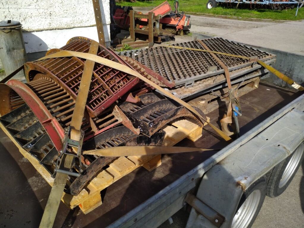 Case IH Siebe Körbe passend für 2188 / 2388 3