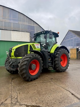 Claas Axion 920