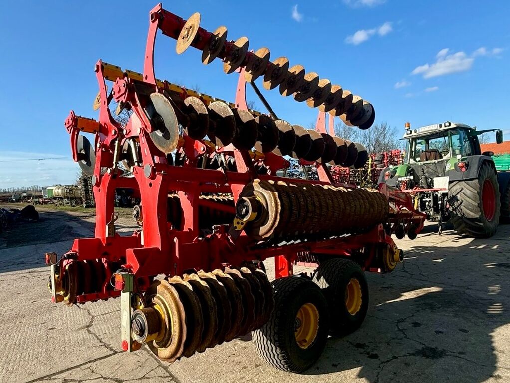 Väderstad Carrier CR820 - Single SteelRunner 3