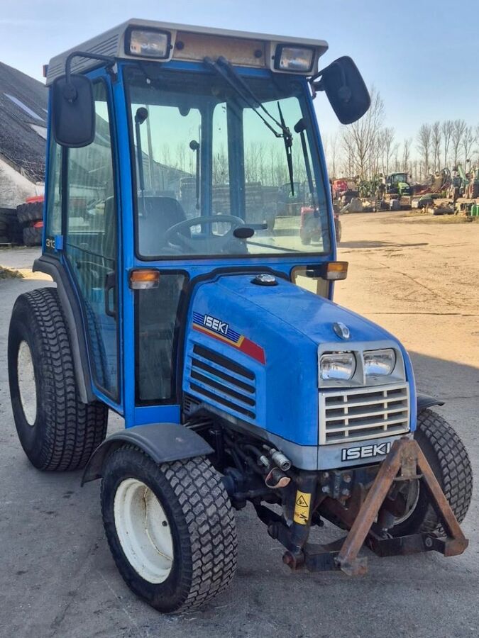Iseki TG 3135 + Frontmulcher 2