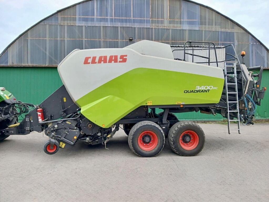 Claas Quadrant 3400 RC 2