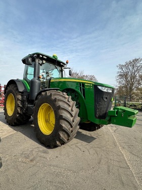 John Deere 8320 R