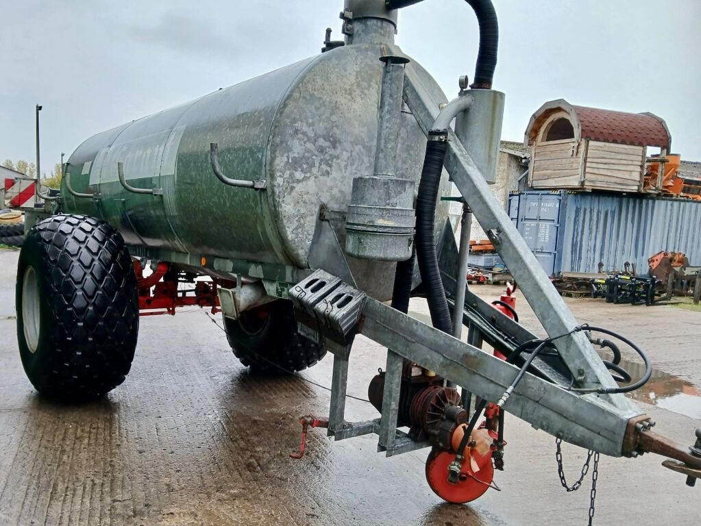 Kotte Garant V8000 2