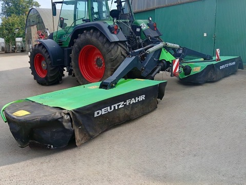 Deutz-Fahr Discmaster 390 + Vicon 332 Extra 