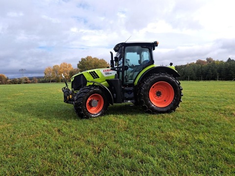 CLAAS Arion 660 