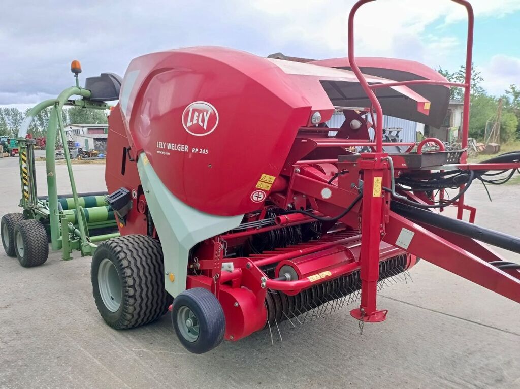 Lely Welger RP245 + Elho 1820 Inliner 3
