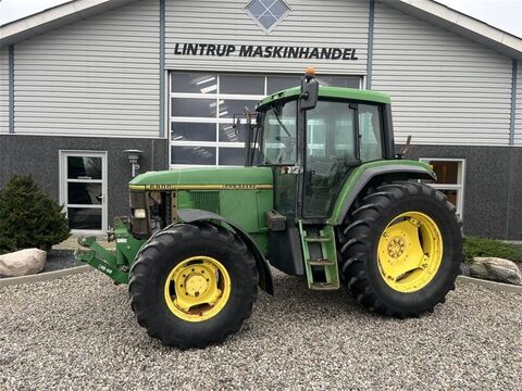 John Deere 6800