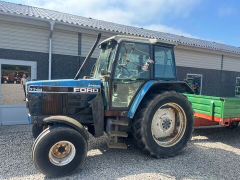 New Holland 7740 