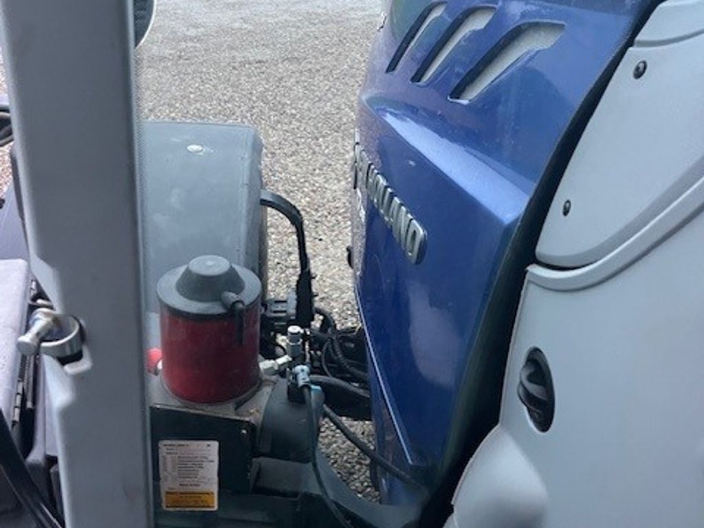 New Holland T7.315 2