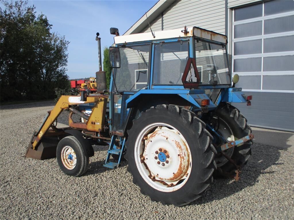 Ford 4610 Med frontlæsser 3