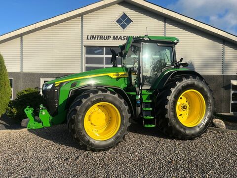 John Deere 8R340 Signature Edition