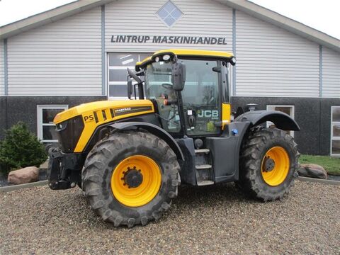 <strong>JCB Fastrac 4220 Med</strong><br />